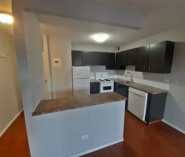 Cozy mid-size 1 Bedroom unit available Jan 1st | 1039 17 Ave SW, Ca... - Photo 1