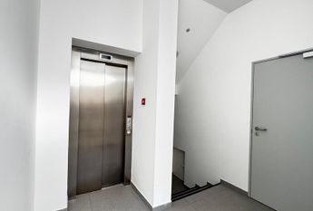 1 Bedroom Apartment with a view, Lapa, Lisboa