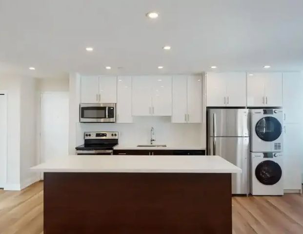 155 Lake Shore | 155 Lake Shore, Etobicoke - Photo 1