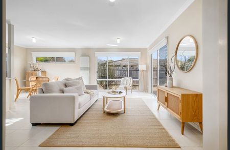 Thinking of selling? Contact our agent - Photo 2