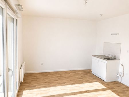 Location Appartement 1 pièce 28m² - Photo 2