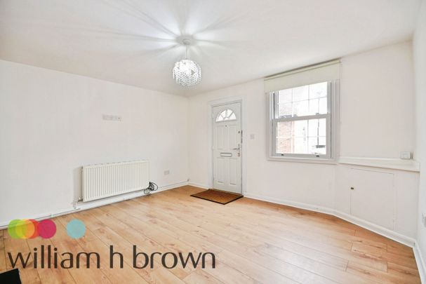 High Street, Colchester, Kelvedon - Photo 1