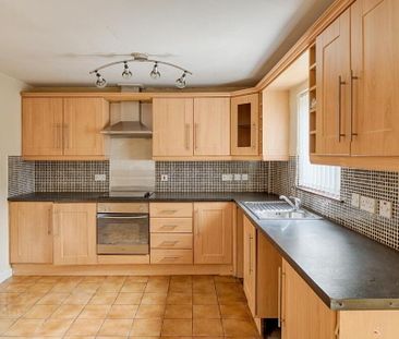 311 Pinebank, Tulltgally, Craigavon, BT65 5BZ - Photo 2