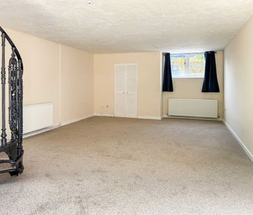3 Bedroom - Photo 1