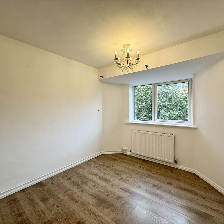 Sandhill Rise, Auckley - Photo 1