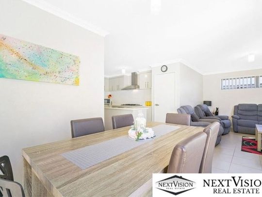 1/20 West Churchill Ave, Lake Coogee - Photo 1
