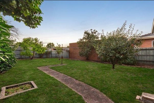 502 South Road, Moorabbin - Photo 1
