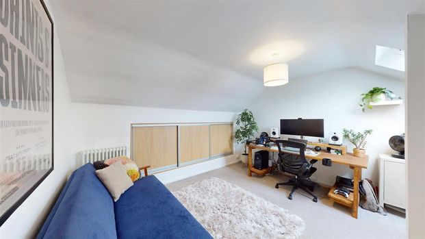 2 bedroom end of terrace house to rent - Photo 1