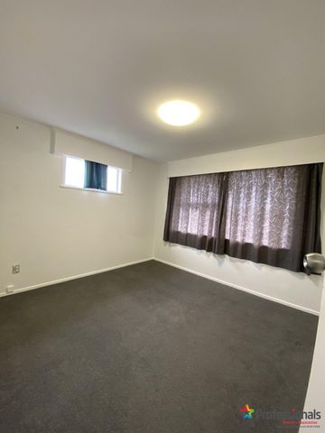 119 Edgewater Drive, Pakuranga, Manukau - Photo 2