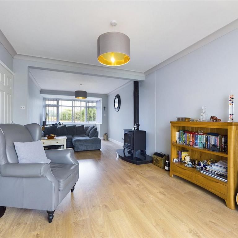 3 bedroom house to rent - Photo 1