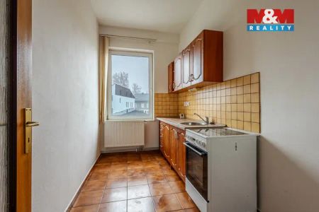 Pronájem bytu 3+1, 85 m - Фото 2