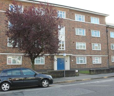3 bedroom apartment to rent - Photo 5