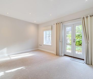 2 bedroom semi-detached house to rent - Photo 1