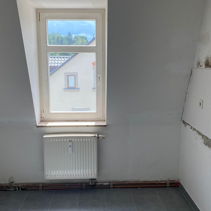 - 3 - Raumwohnung und Aussenstellplatz in Pirna, ALLES NEU, Erstbezug - Photo 1