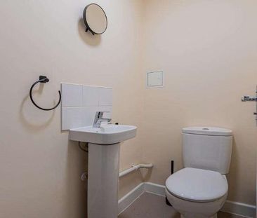 Watkiss Way, Cardiff - Photo 5