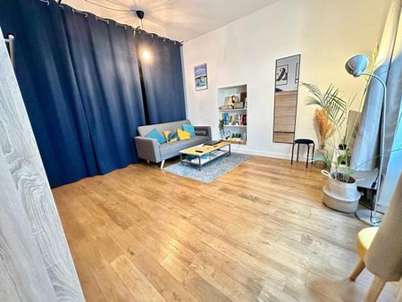 Location Appartement 2 pièces Meublé 44m² NANTES 44000 - Photo 2