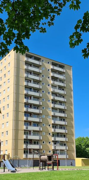 Okstigen 8, Brunnsäng - Photo 1