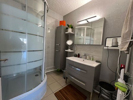 Location Appartement 4 pièces 88m² LA ROCHELLE 17000 - Photo 4