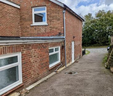 2 bedroom house to rent - Photo 1