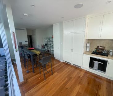 Surry Hills - Photo 1