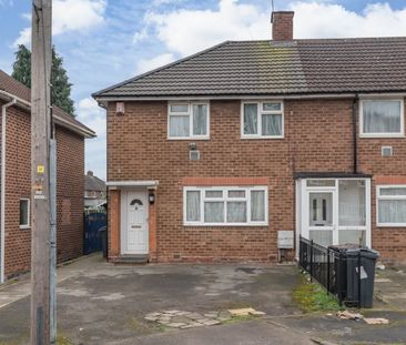 3 bed end of terrace house to rent in Shelley Croft, Birmingham, B33 - Photo 2