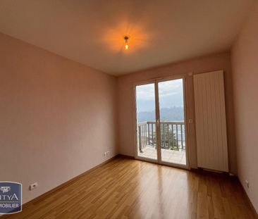 Location Appartement 4 pièces 84m² JACOB BELLECOMBETTE 73000 - Photo 3