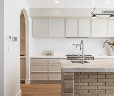 13 Plowman Street, North Bondi NSW 2026 - House For Rent | Domain - Photo 3