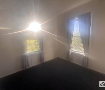 Rural outlook in the middle of town! - Photo 5