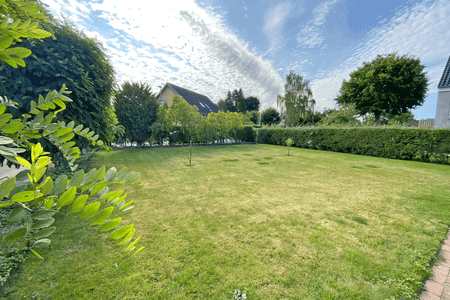 Lovely villa of 212 square metres with a beautiful garden in Brønshøj - Photo 5