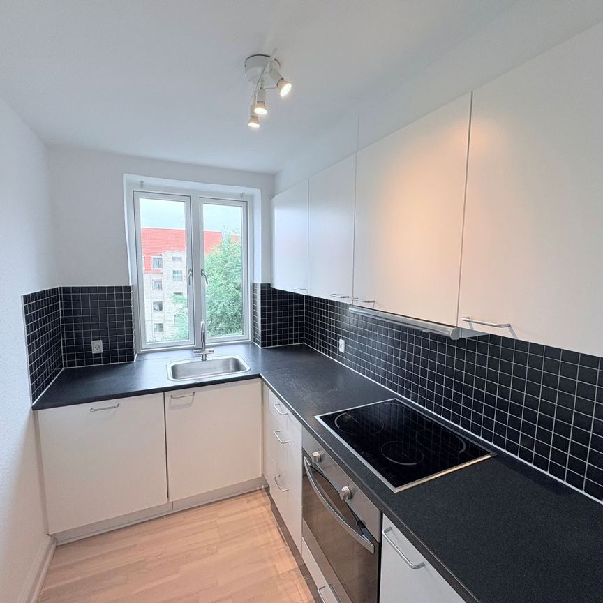 Skøn 3-værelses lejlighed i hjertet af Vestbyen i Aalborg - Photo 1