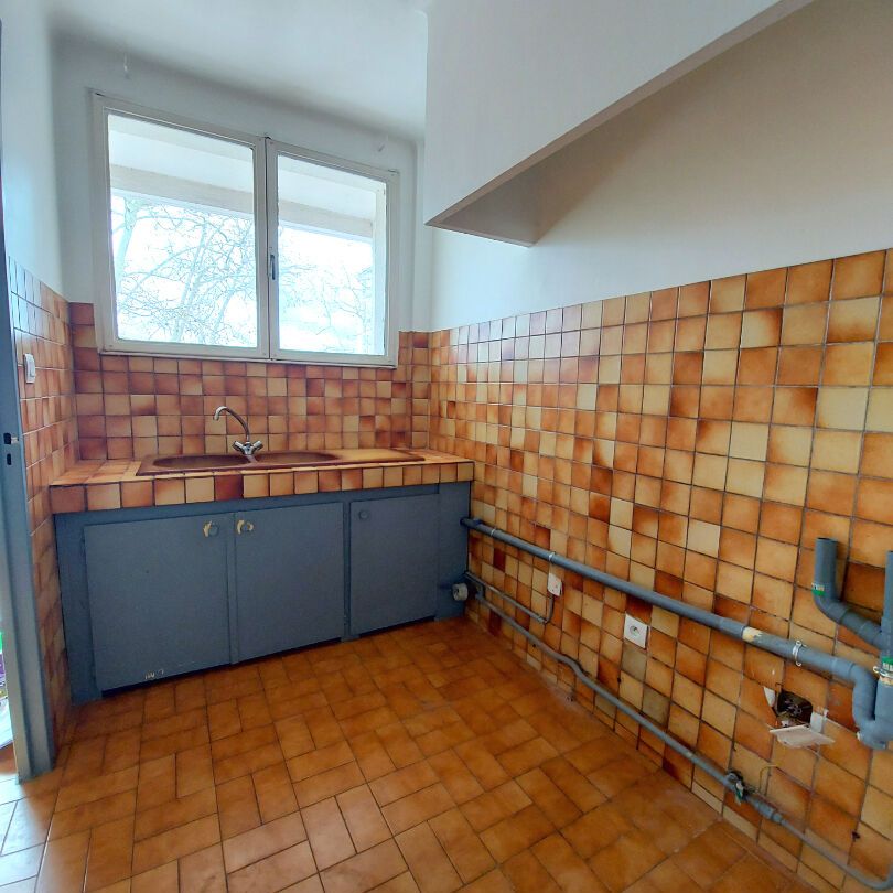 Apartment - Photo 1