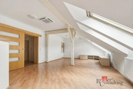 Pronájem bytu 3+kk 101 m - Fotografie 2