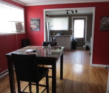 Grand 4 1/2 dans un un triplex à Longueuil. - Photo 3
