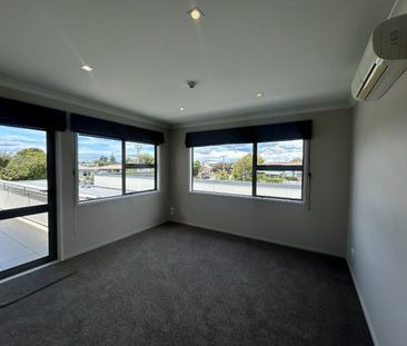 Spacious Mount Apartment - Mt Maunganui - Photo 4