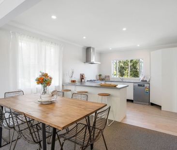 Large Family Home - Photo 2