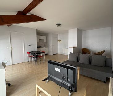 Location Appartement 1 pièce 36m² ST ETIENNE 42000 - Photo 3