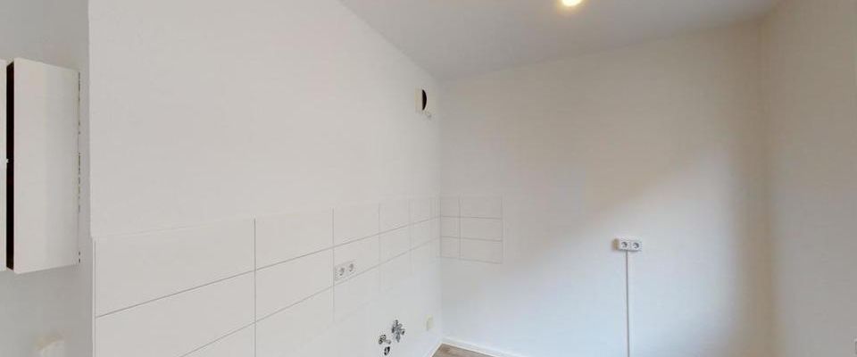 Unweit vom Schlossteich entfernte 2-Raum-Wohnung - Photo 1