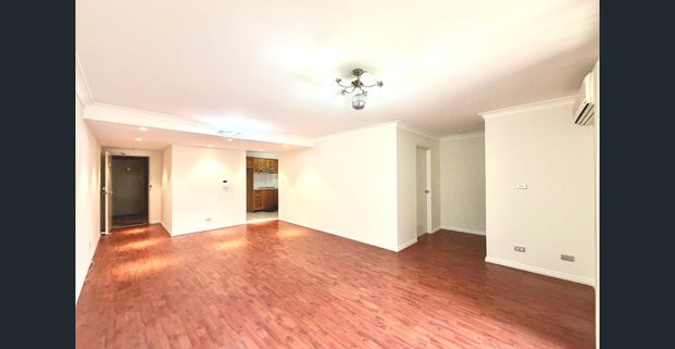 Spacious 3-Bedroom Apartment in the Heart of Greater Parramatta Area - Photo 1