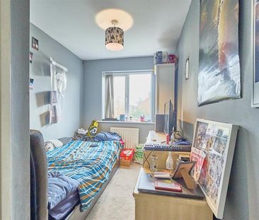 4 bedroom detached house to rent - Photo 5