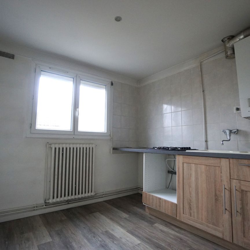 GRAND STUDIO - AULNAY S/BOIS - TOUR EIFFEL - Photo 1