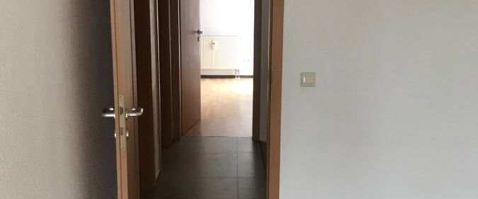 Renovierte 3-ZKB Maisonette-Wohnung mit Terrasse + Stellplatz - Foto 1