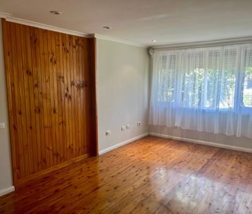 CONVENIENT LOCATION! - Photo 1