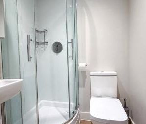 Flat 18 Parkside House, 2, - Photo 4