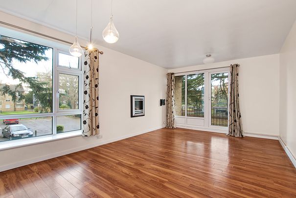 Dunarden Court, SW19, London - Photo 1