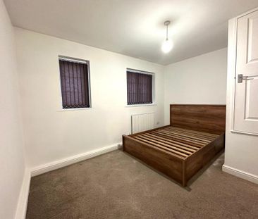 2 bedroom terraced house to rent - Photo 5