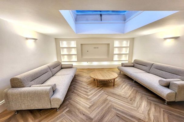 3 bedroom terraced house to rent - Photo 1