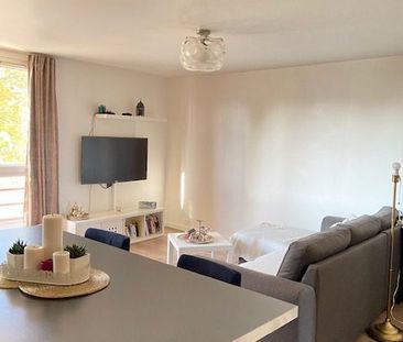 T3 Montigny-le-Bretonneux 68 m² - Photo 2