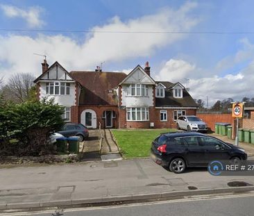 1 bedroom in a house share to rent - Photo 2