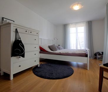 3.0-Zi. Wohnung im 2. Obergeschoss mit zwei Balkone - Foto 2