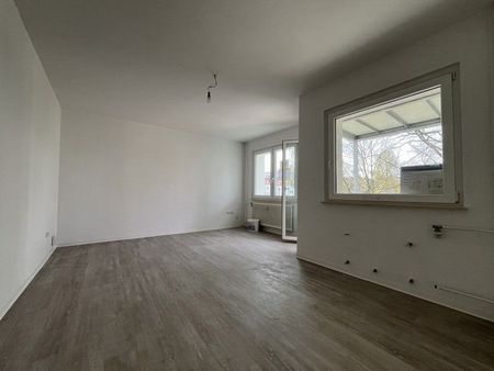 Entdecken Sie Ihr neues Zuhause: Sanierte 3-Zimmer-Wohnung - Photo 3